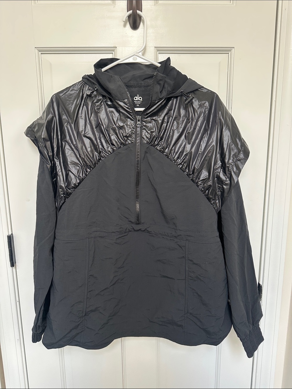 ALO Yoga Black Hooded Half-Zip Utility Jacket